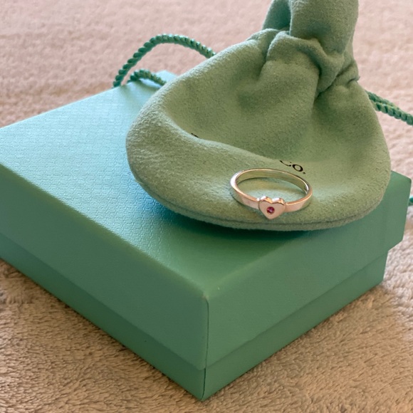 Tiffany & Co pink sapphire heart ring 5.5 - Picture 8 of 16